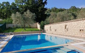 Pool Villa Grigoris